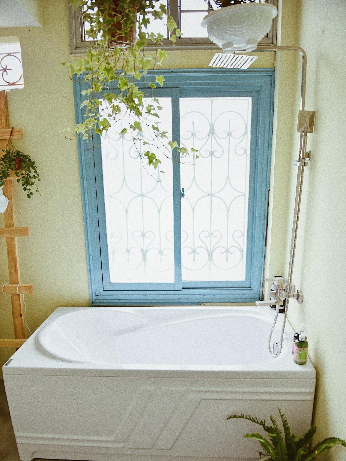 Luxury and Comfort in Hanoi's Financial Center: Book Your Stay at Langmandi -Beca Room, Prety House in Centre Hanoi