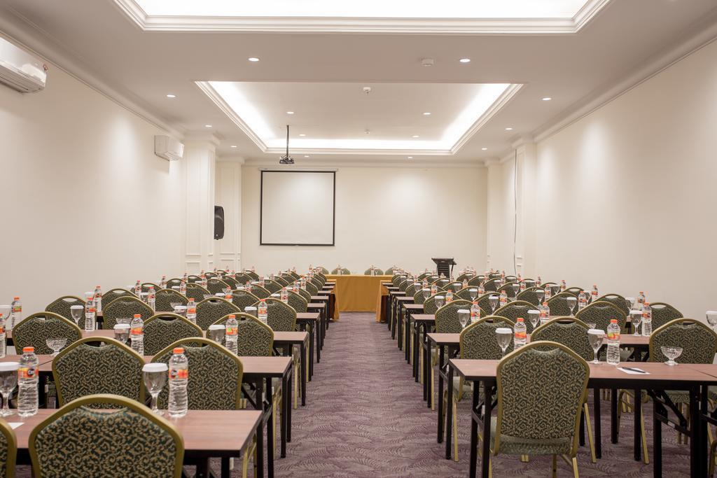 This photo about Double Room 10minutes from train station Kota Baru shared on HyHotel.com