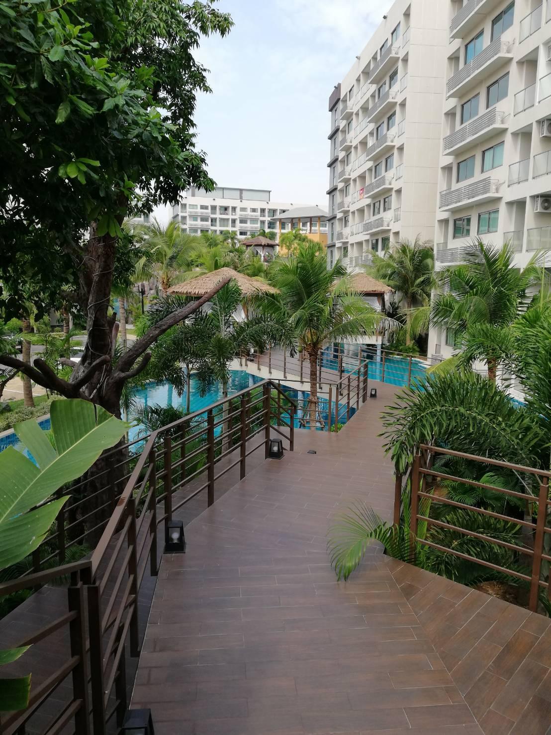This photo about Laguna Maldives Pattaya's largest pool shared on HyHotel.com