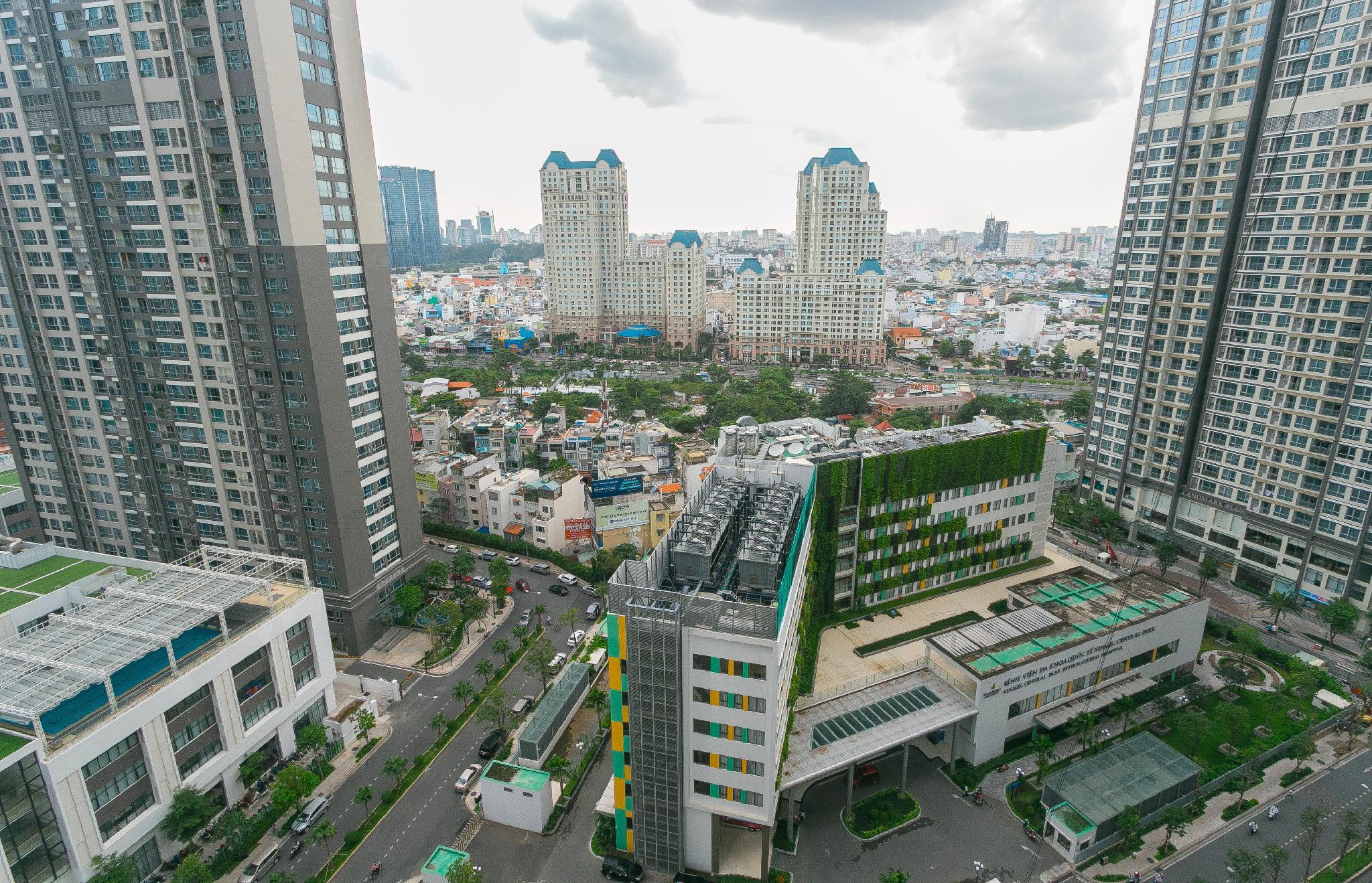 Slide image 2 for Vinhomes - Landmark 2, nice view [3 Bedroom]