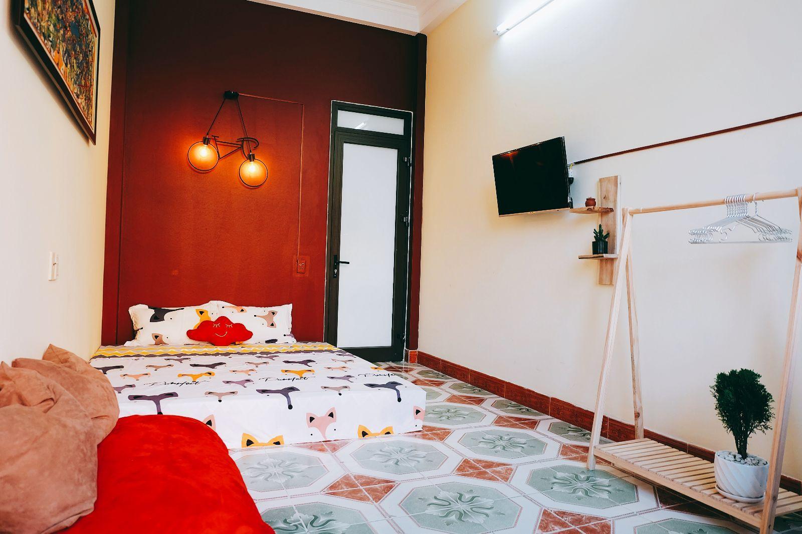 This photo about Awsome homestay in Halong Centre shared on HyHotel.com