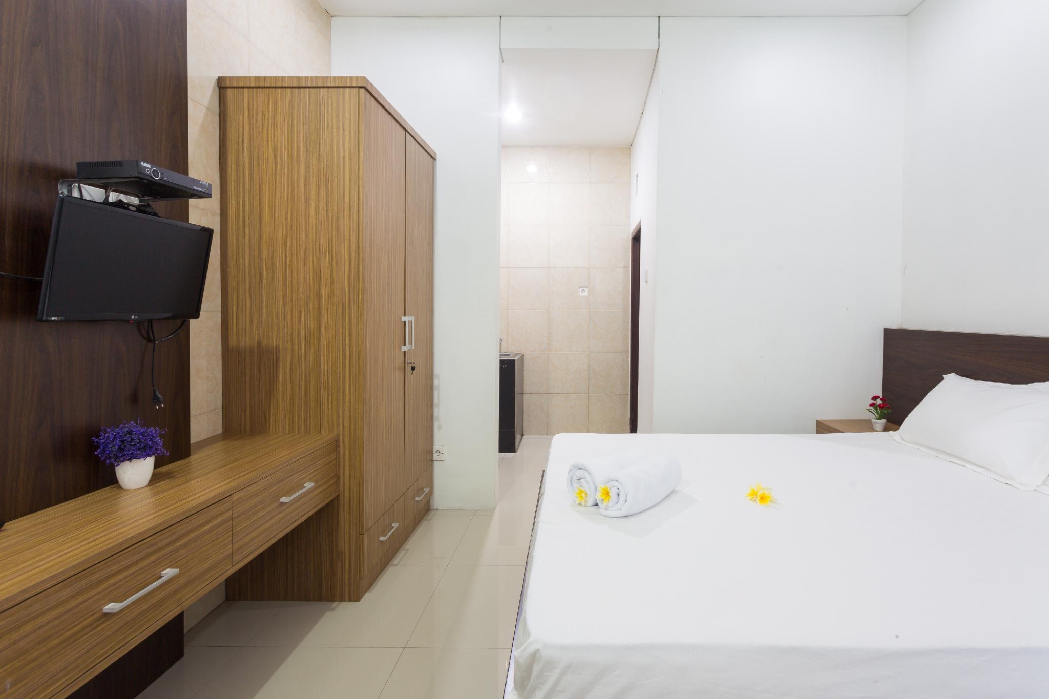 This photo about Comfort Superior Room City Center In Pro Stay shared on HyHotel.com
